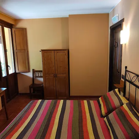 Hotel Dona Gaudiosa Pola de Lena